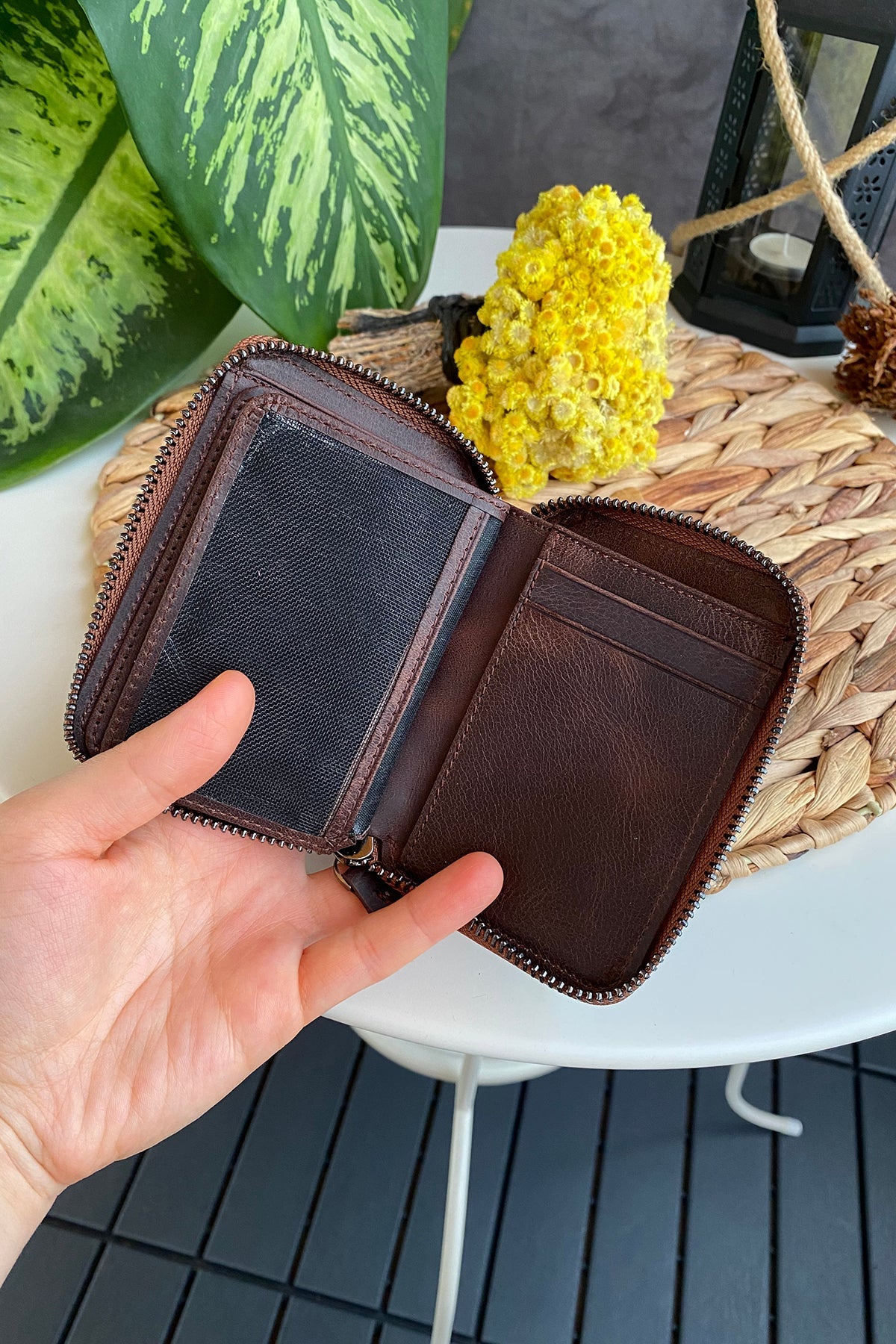 Porto - Genuine Leather Wallet with Zipper Feature